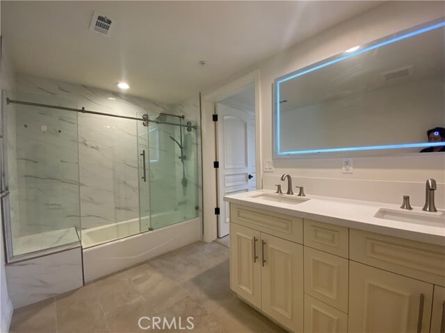 Photo - 1598 Long Beach Blvd Unit 209