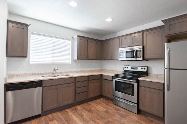 Photo - *The Lochs in Vineyard