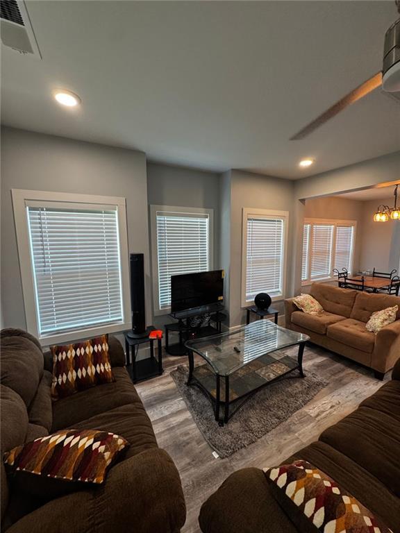 Photo - 3898 King Arthur Rd SW