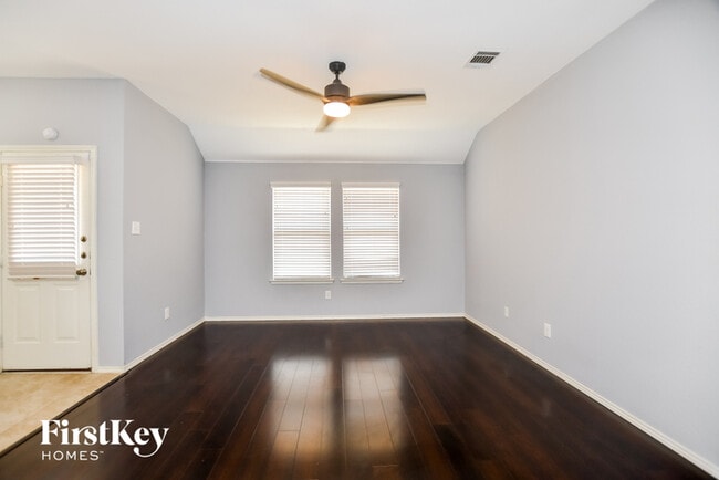 Photo - 1480 Arabella Ave