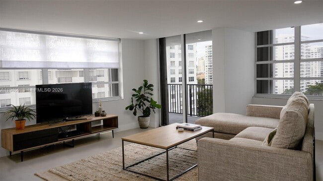 Photo - 2750 NE 183rd St Unidad 1109