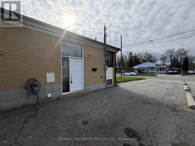 Photo - 313 Taylor Mills Dr N