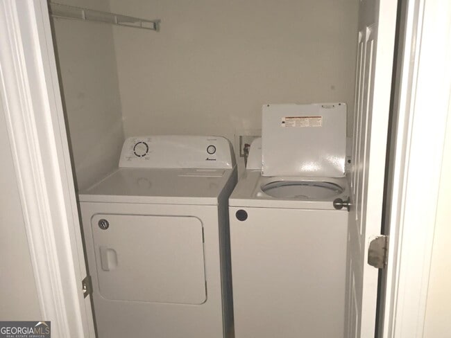 Photo - 1821 Roble Dr