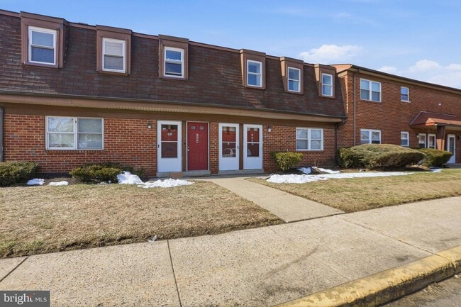 Photo - 1242 Liberte Ct Unit Burlington Condo
