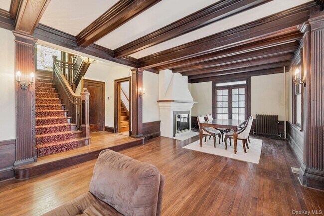 397 Split Rock Rd
