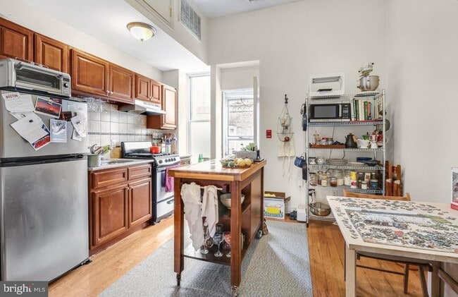 Photo - 3017 W Girard Ave Apartamento Unidad 2R