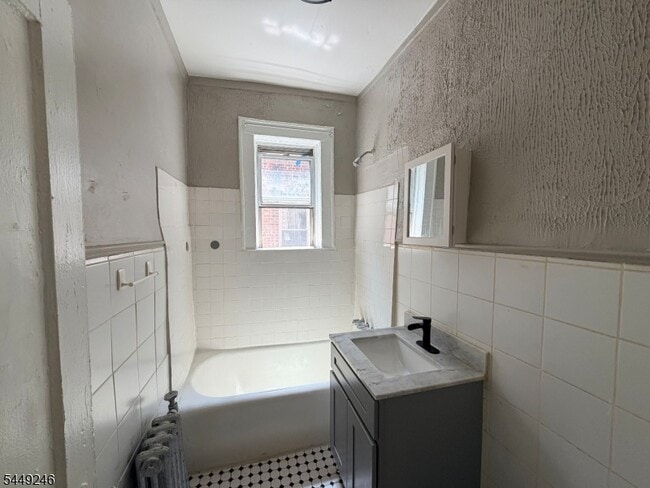 Photo - 16 Irving St Unit B1