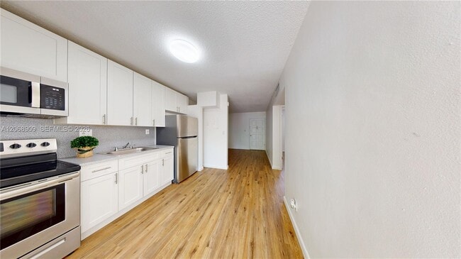 Photo - 2463 Coral Wy Unit 27