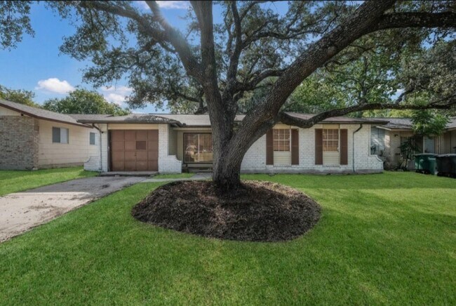 Photo - 13538 Bret Harte St