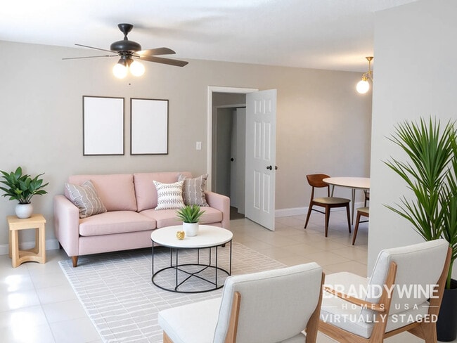 Photo - 1908 Palm Dr