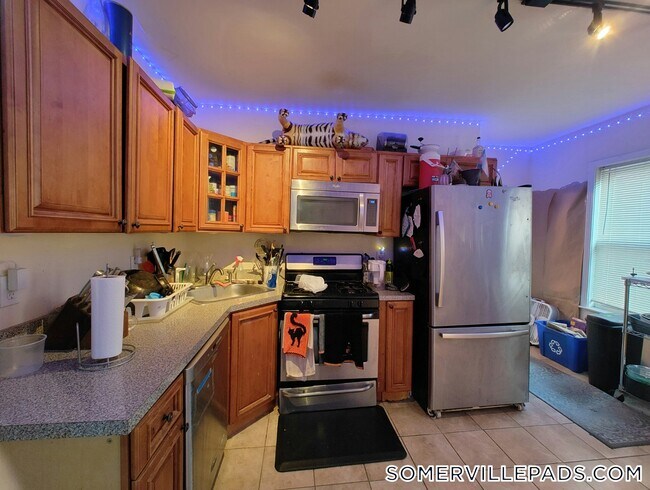 9 Medford St Unit 1