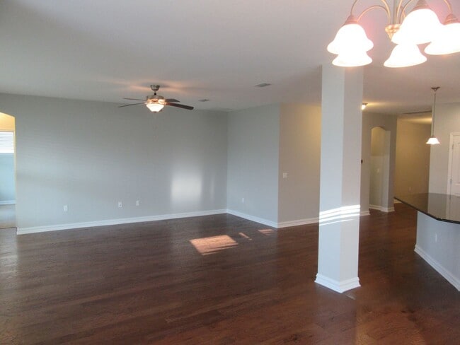 Photo - 315 Johnson Bayou Dr