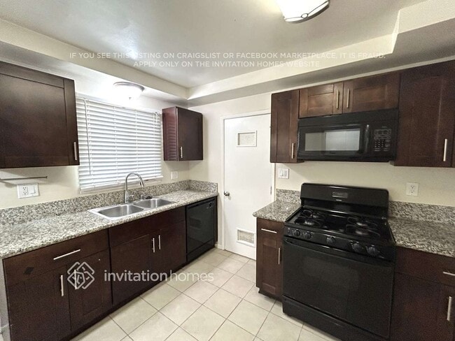 Photo - 1438 Indian Sage Rd