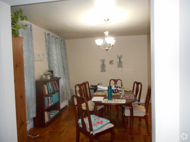 Building Photo - 6311 Morrowfield Ave Rental