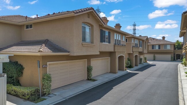 Building Photo - 2773 N Blackburn Dr