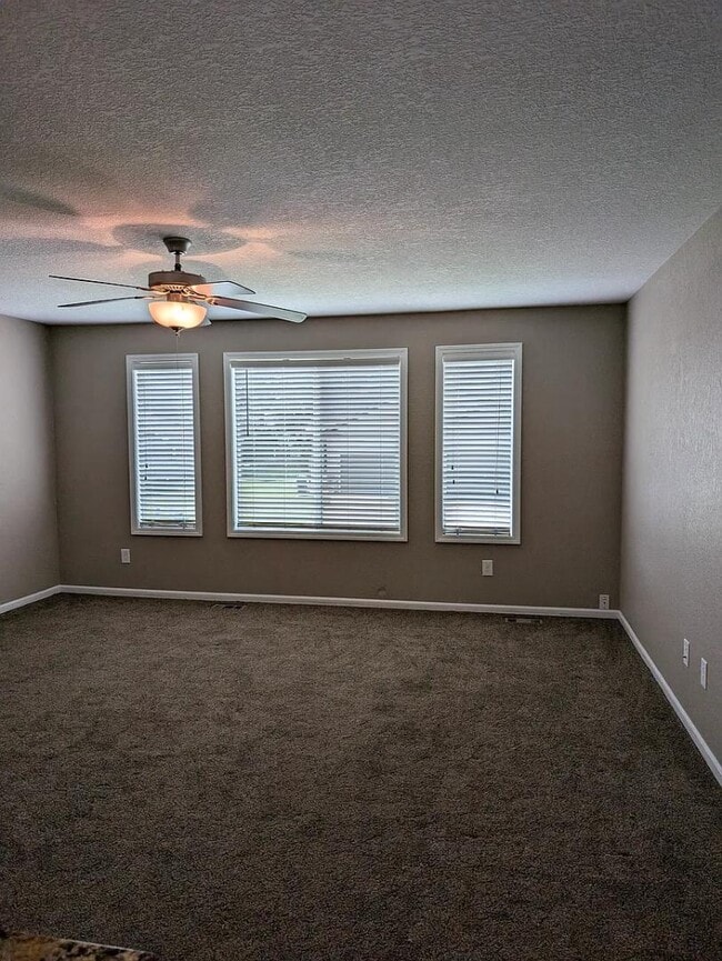 Photo - 3711 Marigold Dr