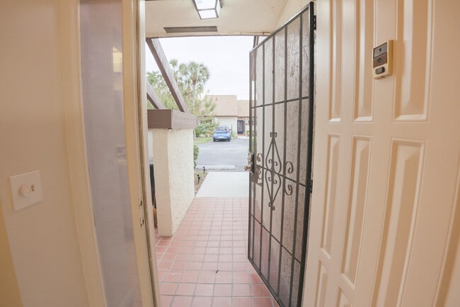 Photo - 3950 Silver Maple Dr