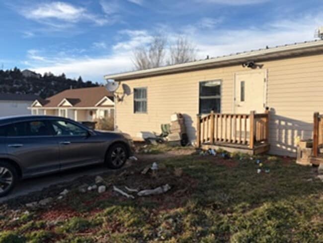 Photo - 2 Bed 1 Bath Duplex