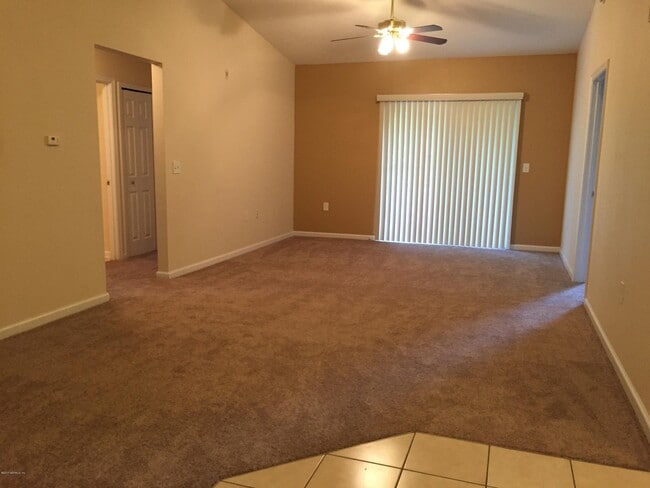 Building Photo - 7920 Merrill Rd Unit 2016 Rental