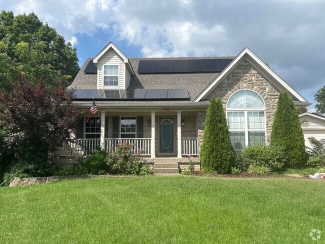 Building Photo - Welcome to 4 Bedroom and 3.5 Bath Home In ...