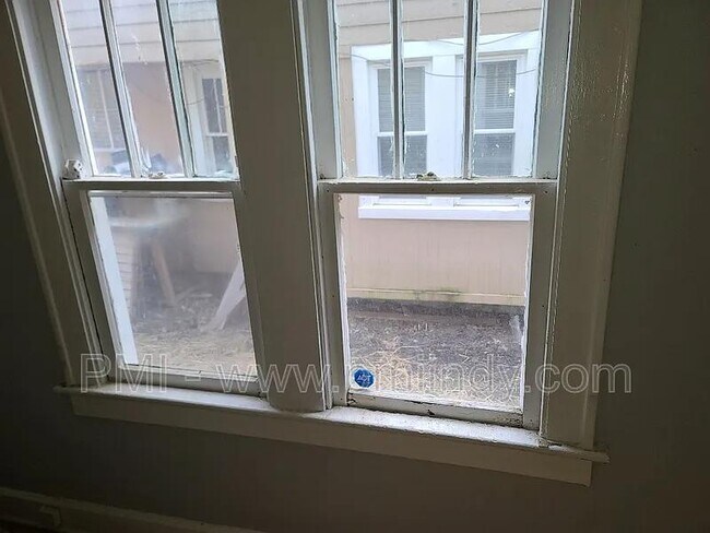 Photo - 2407 E 16th St
