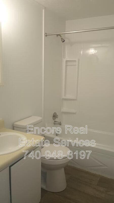 Photo - 887 N 21st St
