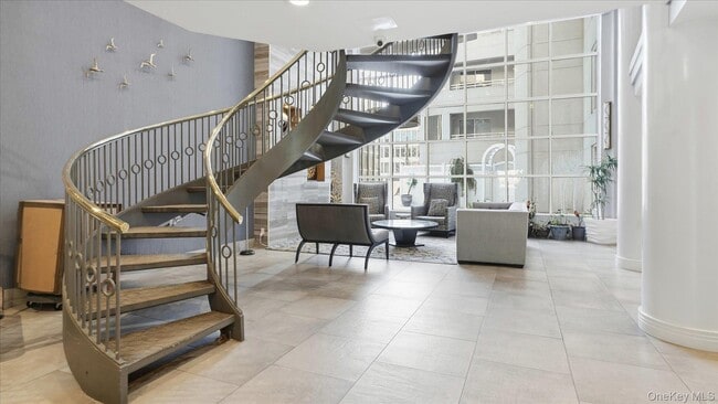 Photo - 100 Cutter Mill Rd Unit 4M