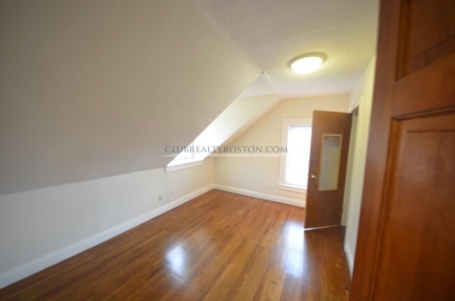 Photo - 23 Cushing St Unit 2