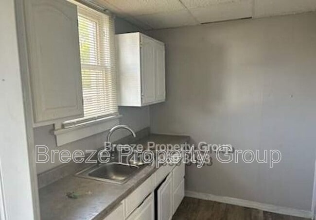 Photo - 517 E Vine St