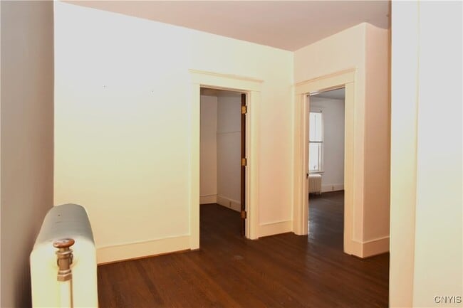 Photo - 2318 Genesee St