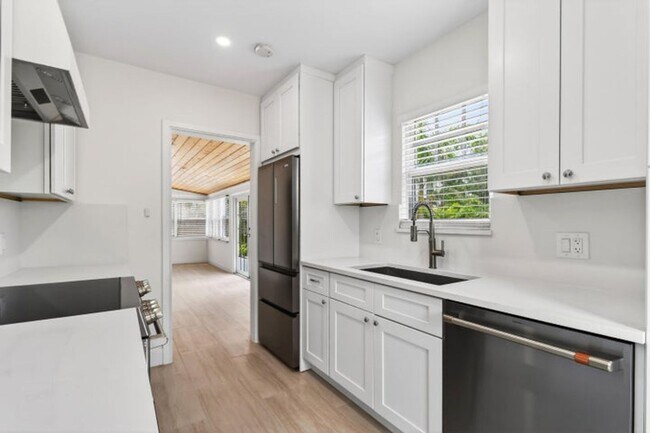 Photo - 236 Greymon Dr