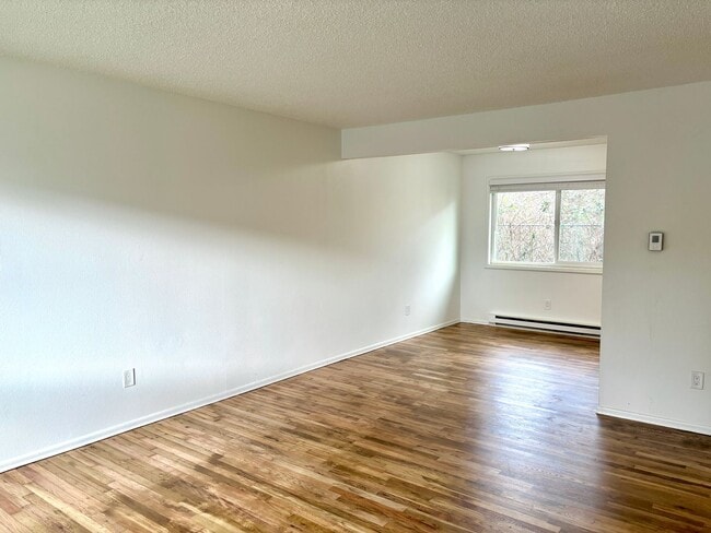 Photo - HALPC04 Unit 911