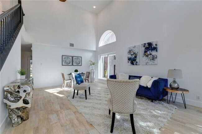 Photo - 4602 Everest Ln