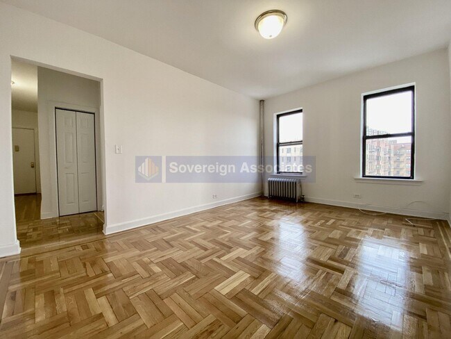 Photo - 590 Fort Washington Ave Unidad 4B