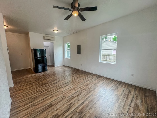 Photo - 918 Coy Ave Unit 916