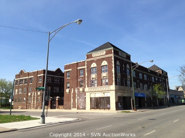 Photo - 735-745 W Garfield Blvd Apartments