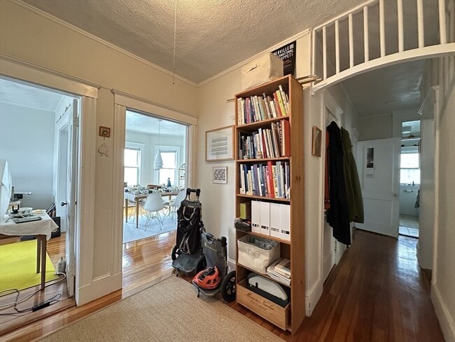Photo - 43 Iffley Rd Unit 1