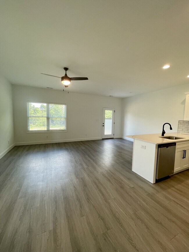 Photo - 136 Independence Ln Townhome