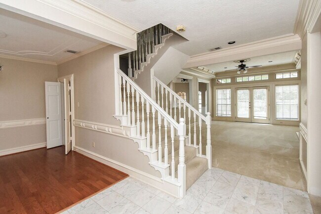 Photo - 127 Rush Haven Dr