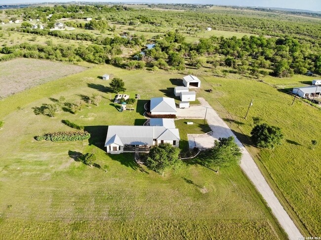 Building Photo - 4601 S Old Bastrop Hwy