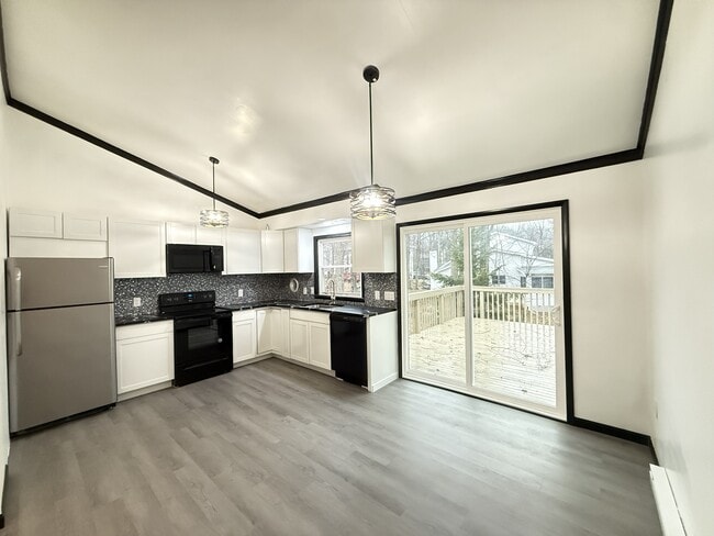 Photo - 8066 Red Squirrel Dr