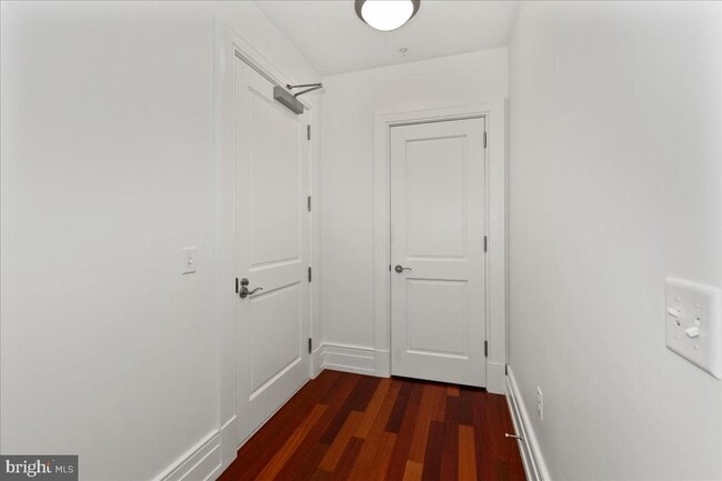 Photo - 130 S 18th St Unit 905