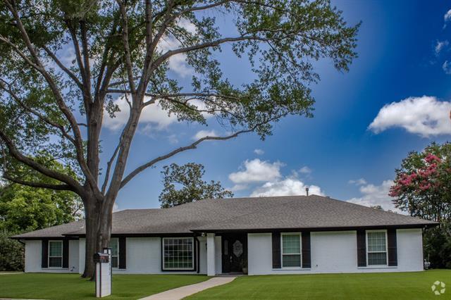Building Photo - 2805 Westwood Dr Rental