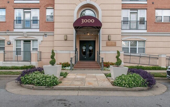 Photo - 3000 Vanderbilt Pl