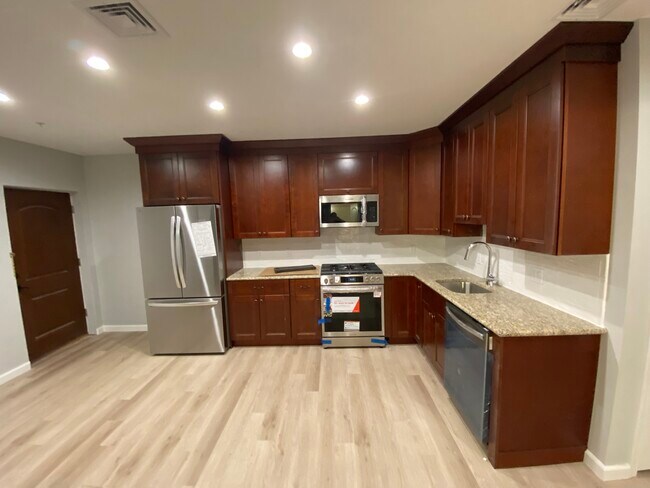 Photo - 598 Valley Rd Apartments Unit 2