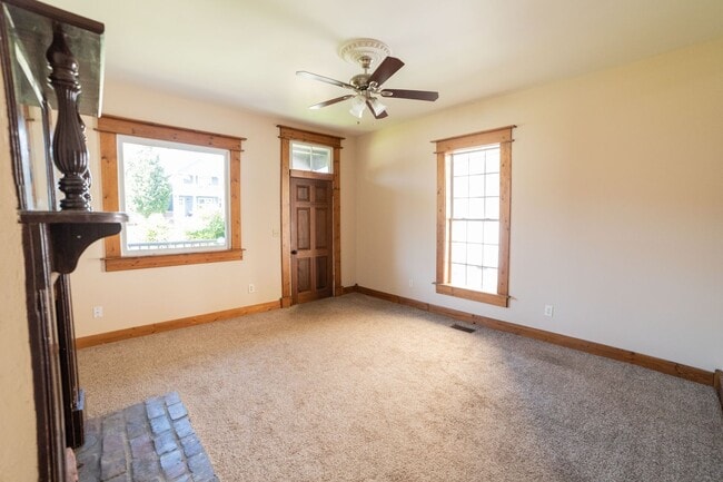 Photo - Charming 2Bedroom Apartment in The Nations