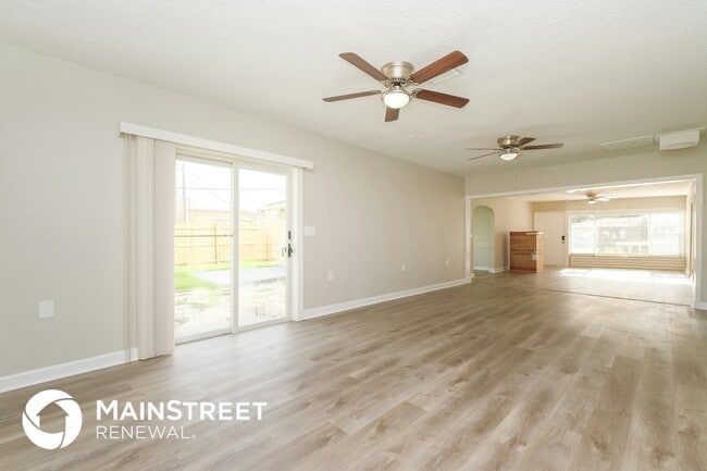 Photo - 114 N Meteor Ave