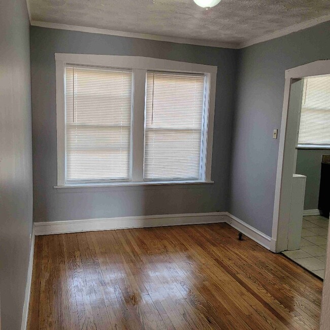 Photo - 6625 S Greenwood Ave Unit 3