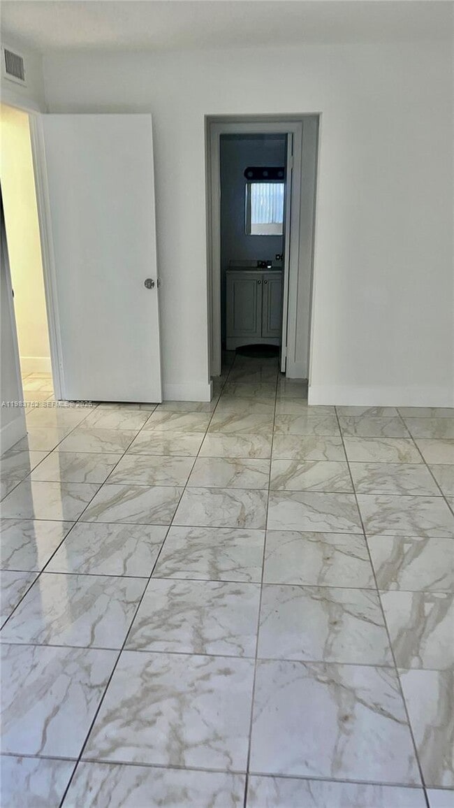 Photo - 18101 NW 68th Ave Unit B101