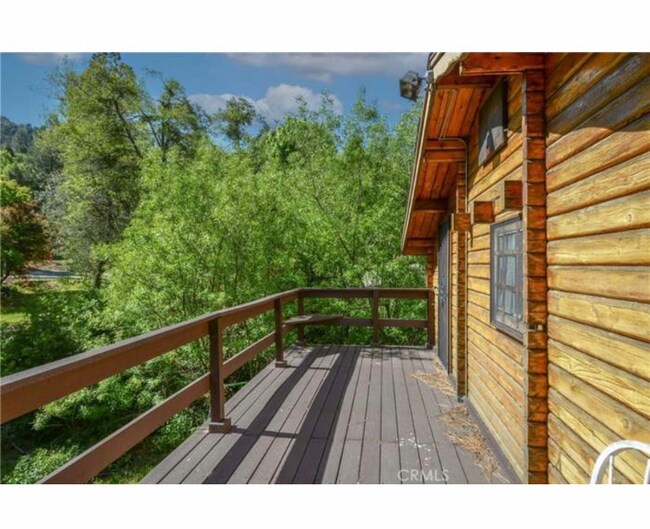 Photo - 527 Valley Dr